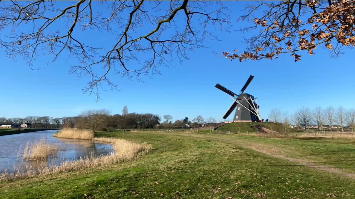 In Vinkel is de historische molen herbouwd