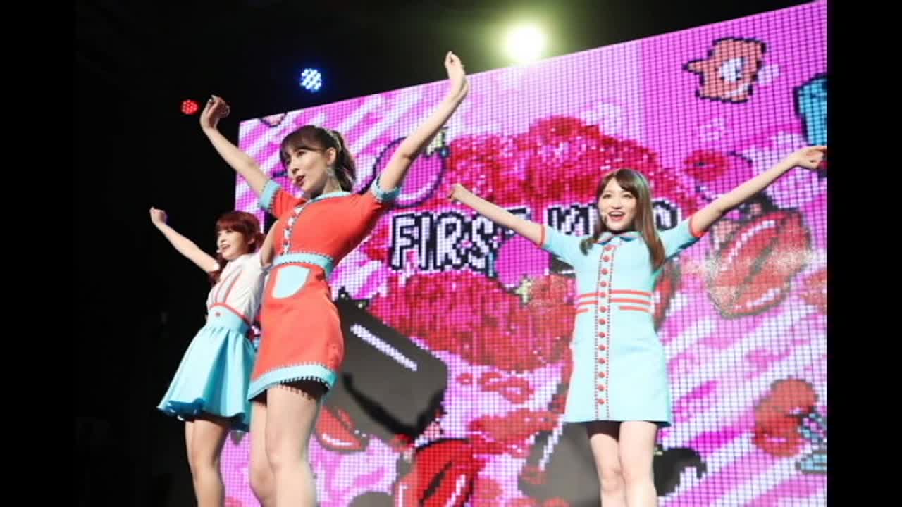 Honey Popcorn Perform At Their 'Bibidi Babidi Boo' Showcase