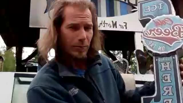 SARS MEATS unboxing another package 😁🤘 THANK YOU MOONCAVERANCH 👍😎🤙