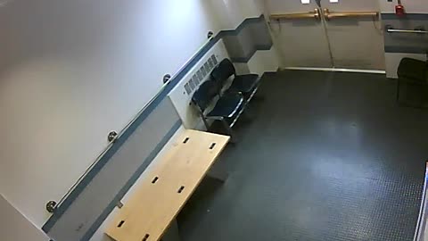 1657HQOB02PrisonerProcessingLobby_2021-01-06_10h00min00s497ms.mp4