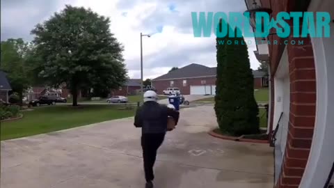 Thought He Hit A Lick Thief Gets Instant Karma After Stealing