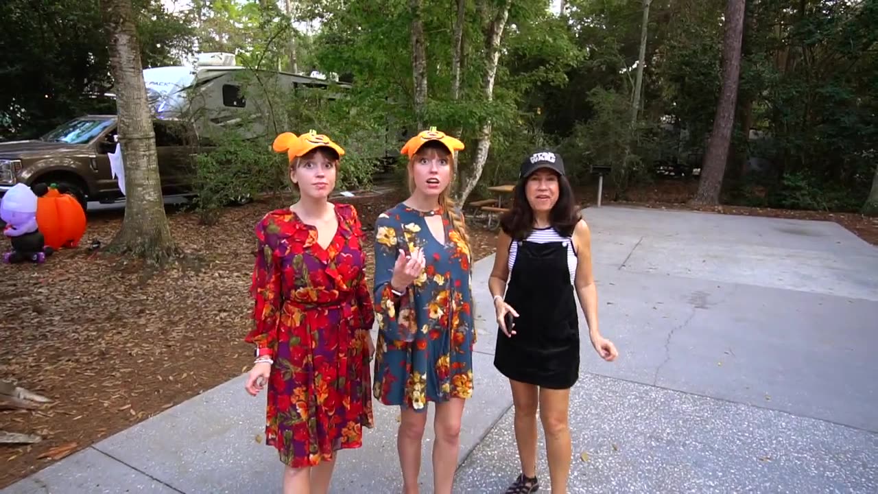 DISNEY FT WILDERNESS CAMPGROUND HALLOWEEN TRICK OR TREAT?