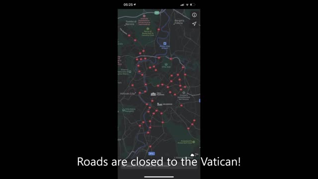 BREAKING! Open your phones and go to Rome in Italy! All roads are closed to the Vatican!