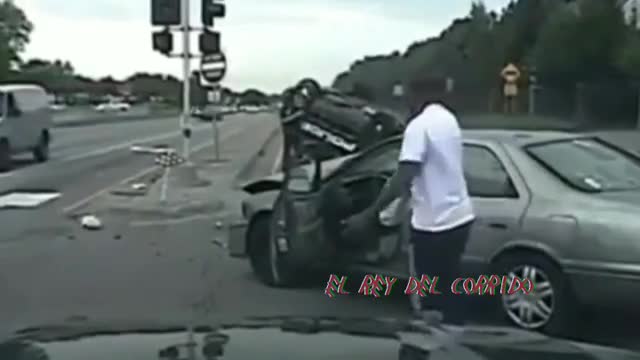 Traffic Accident caught on tape — Who's at fault?