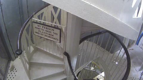 0909USCDTHDomeStairs_2021-01-06_11h00min01s920ms.mp4