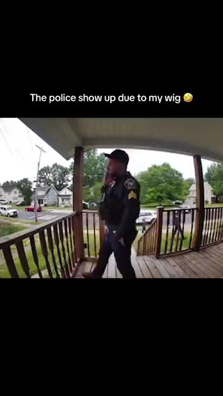 The Officers Face …..😂