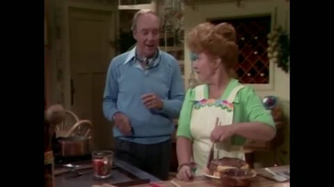 Diffrent Strokes S1.E1 ∙ Movin' In