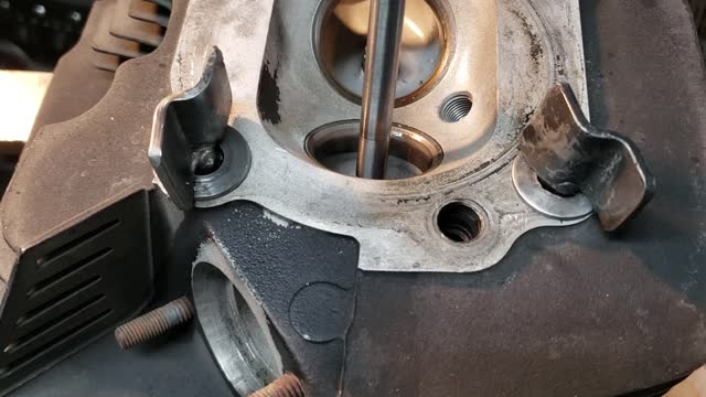 Seat cutting