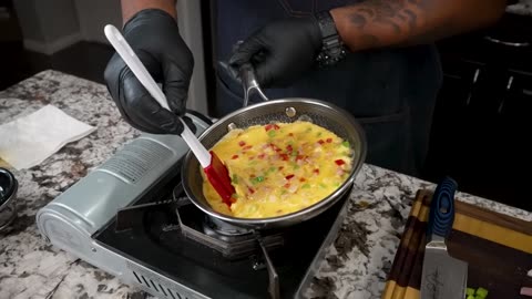 Mastering Omelette Making: Country Style & Traditional Techniques!