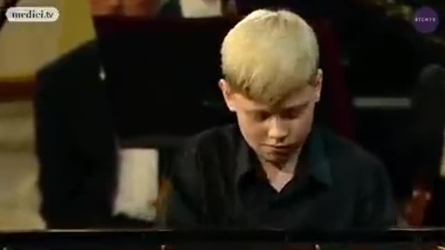 Omaggio al piccolo genio russo a cui è stato impedito di suonare.