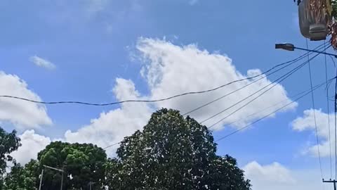Ninguém explica Deus 🙌