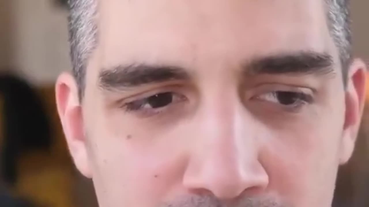 Küldeném azoknak a pöcsöknek akik...jaj én nem, jaj engem nem érdekel a politika