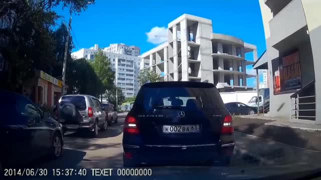 Russian women's crash car(part)