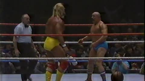 (1984.12.28) Hulk Hogan vs Iron Sheik - WWF Heavyweight Championship Match - WWF