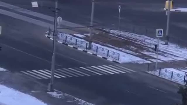 Russian light armored vehicles (tigr) and trucks driving straight into Kharkiv