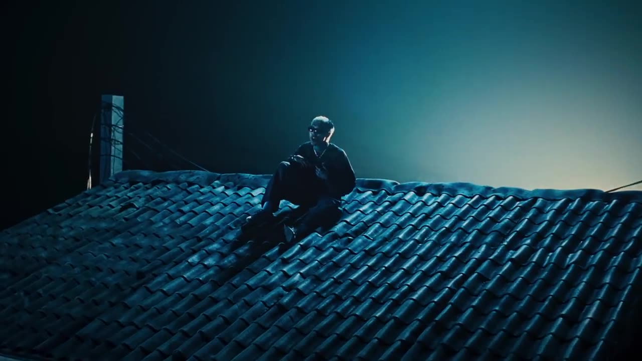 YOUNGOHM - RAPSTAR (Official Video)