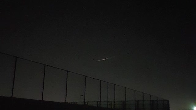 A Meteor Flies Over Dubai