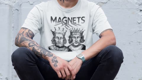 Magnets poker t+shirt