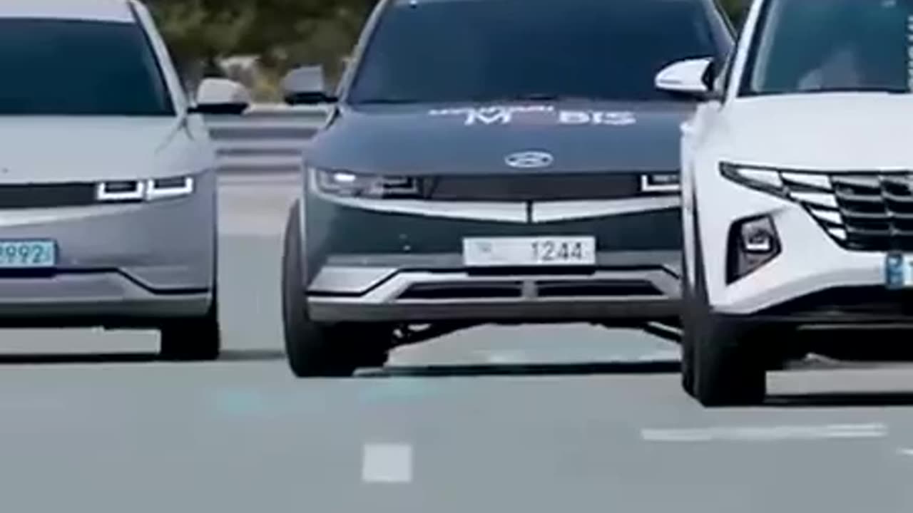 HYUNDAI’S NEW CRAP WALK TECHNOLOGY