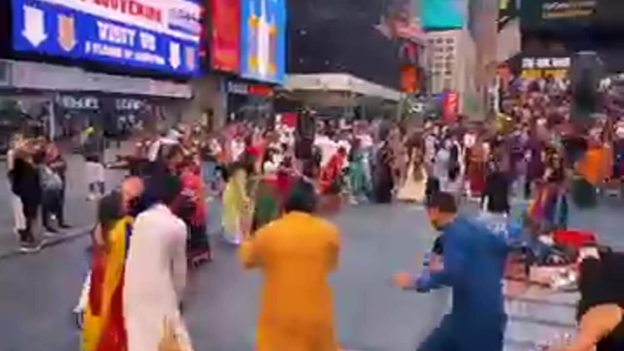 Garba in new york city #shorts #garba #navratri #newyork