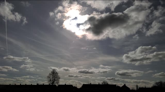 HERTFORDSHIRE CHEMTRAILS