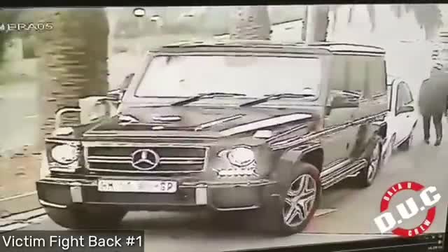 Car jacking fails