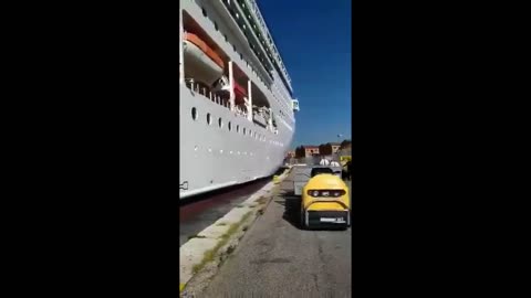 Big cruise bang into port located in Venice