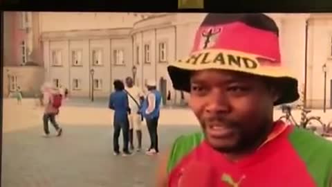Ein Migrant klärt uns auf
