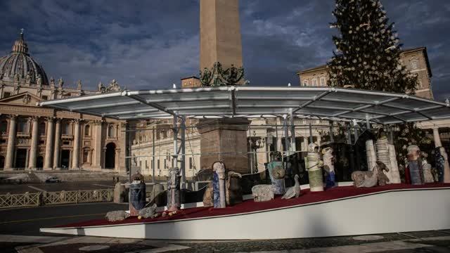 Vatican Nativity Scene "Doesn't Embarrass Us" | NEWSFLASH