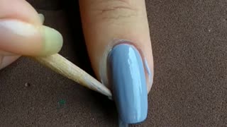 SIMPLE AND BEAUTIFUL NAIL