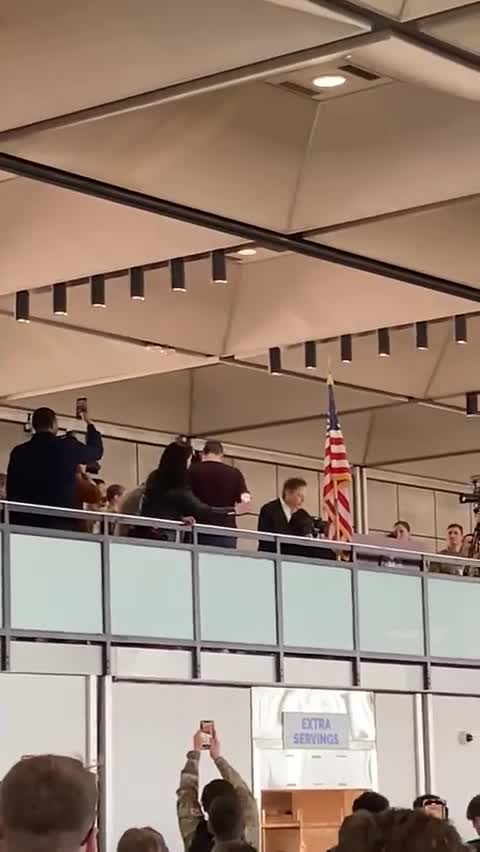 Excitement as Elon Musk spoke to US Air Force. More excited to see Elon than Biden! 🤣