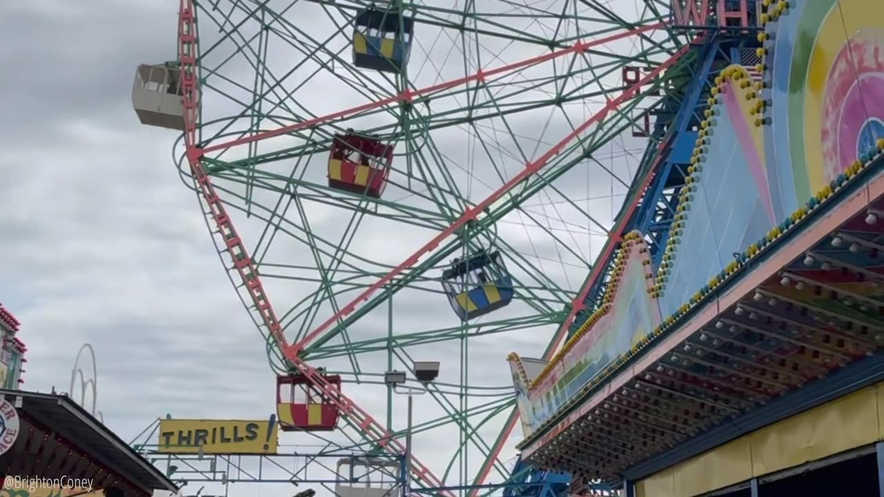 Coney Island Saturday Stroll: A Lo-Fi Chill Experience