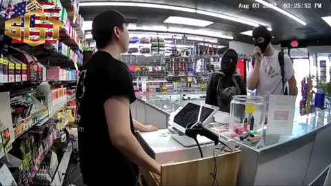 1476. ANTIFA⚒ Robbery Backfires. 🛑WARNING GRAPHIC🛑