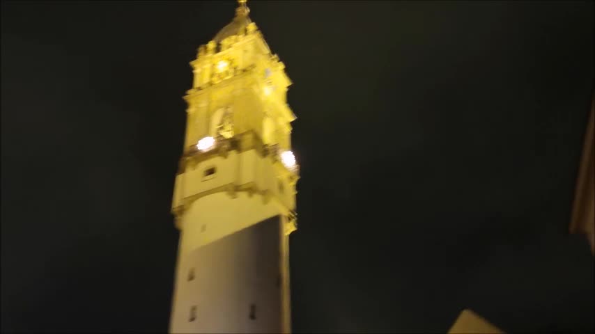 Bautzen, Kornmarkt, 06 12 2021 - Kundgebung verboten, Teil I von II, vor der Eröffnung