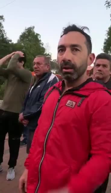 Atraco masivo con cuchillo y pistola en Monserrate