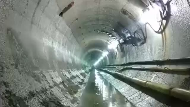 BLOWING UP THE TUNNELS CONNECTIONS TO THE DUMBS