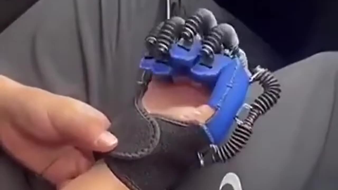Finger Rehabilitation Robot