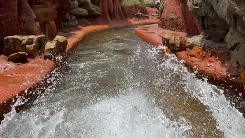 A minute on Splash Mountain!