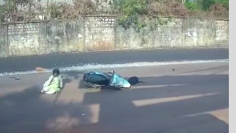 ,,,,,LIVE DANGEROUS ACCIDENT .... BUT PERSON SAFE...