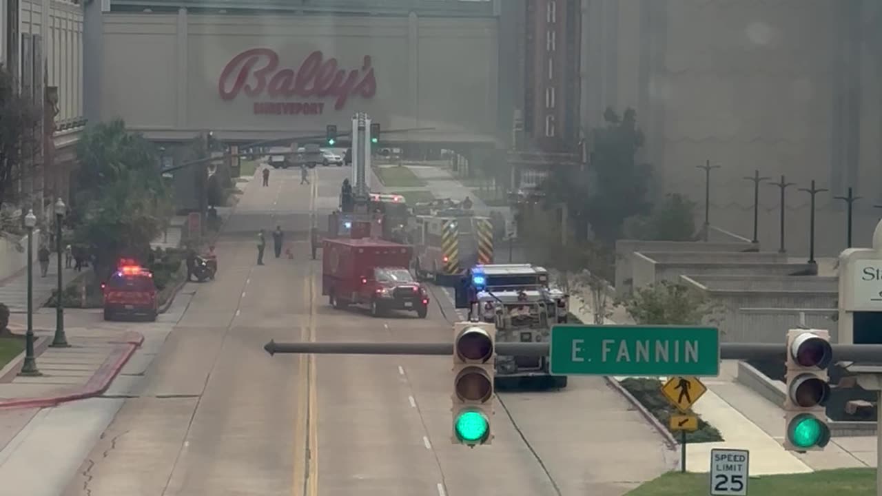 Some kind of fire in the parking garage yesterday at Bally's Shreveport Casino & Hotel 🔥😲🔥