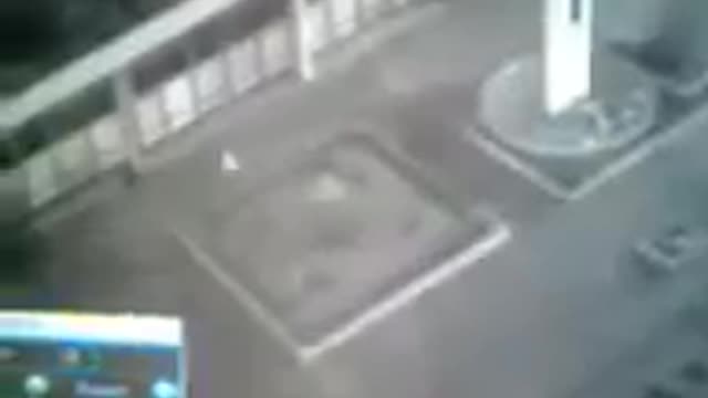 Fantasma captado en cámara de seguridad
