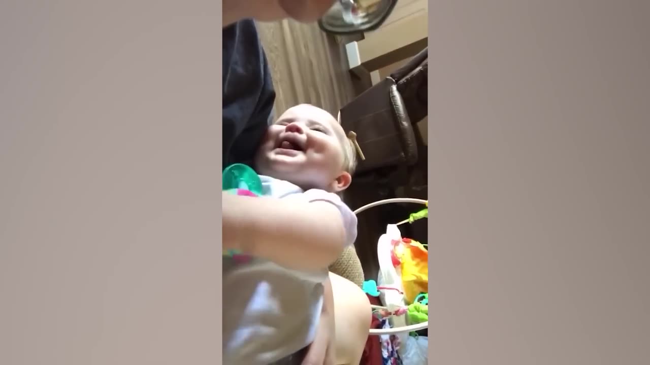 Try Not To Laugh With Funny Baby Moments Caught on Camera