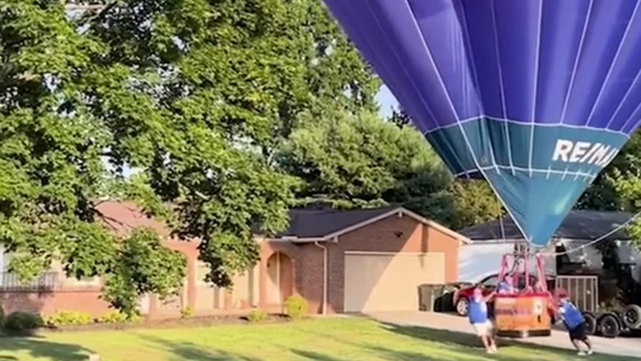 A Hot Air Balloon Narrowly Avoided A House