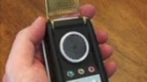 “Star Trek’s 1966 Communicator: Inspiring Today’s Tech!”