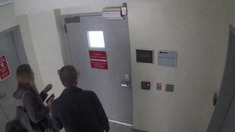 5180CHOBBANorthLobbyStair8_2021-01-06_22h00min03s683ms.mp4