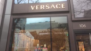 New Versace Store Toronto Downtown 2022