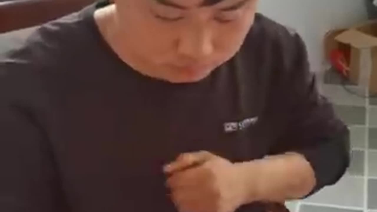 try not to laugh... again