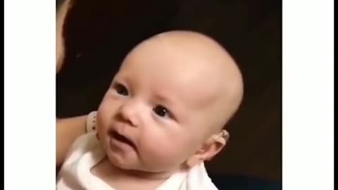 How baby react when they heard mom voice for the first time