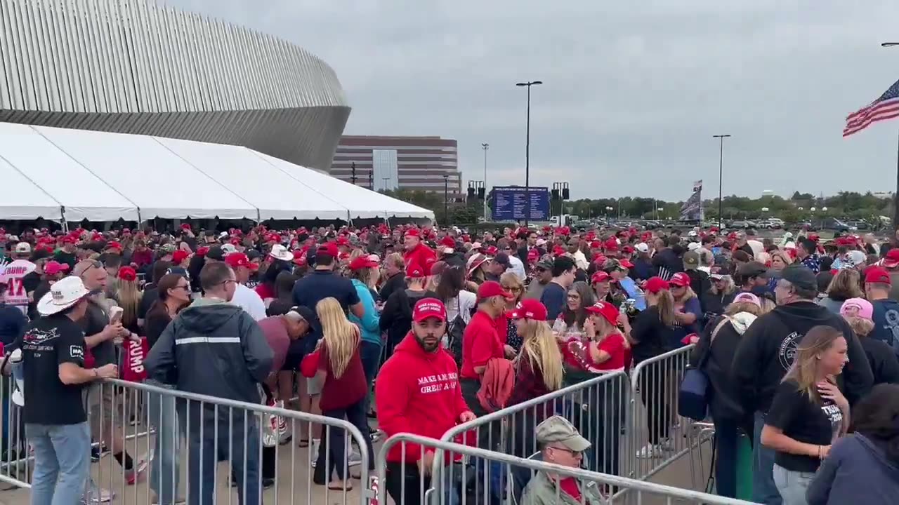 🔥12 HOURS before Trump’s NY rally, and thousands of patriots are lined up!