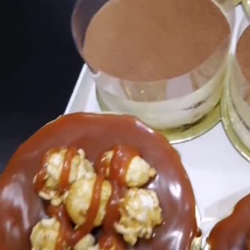 Tiramisu Pastry Cake